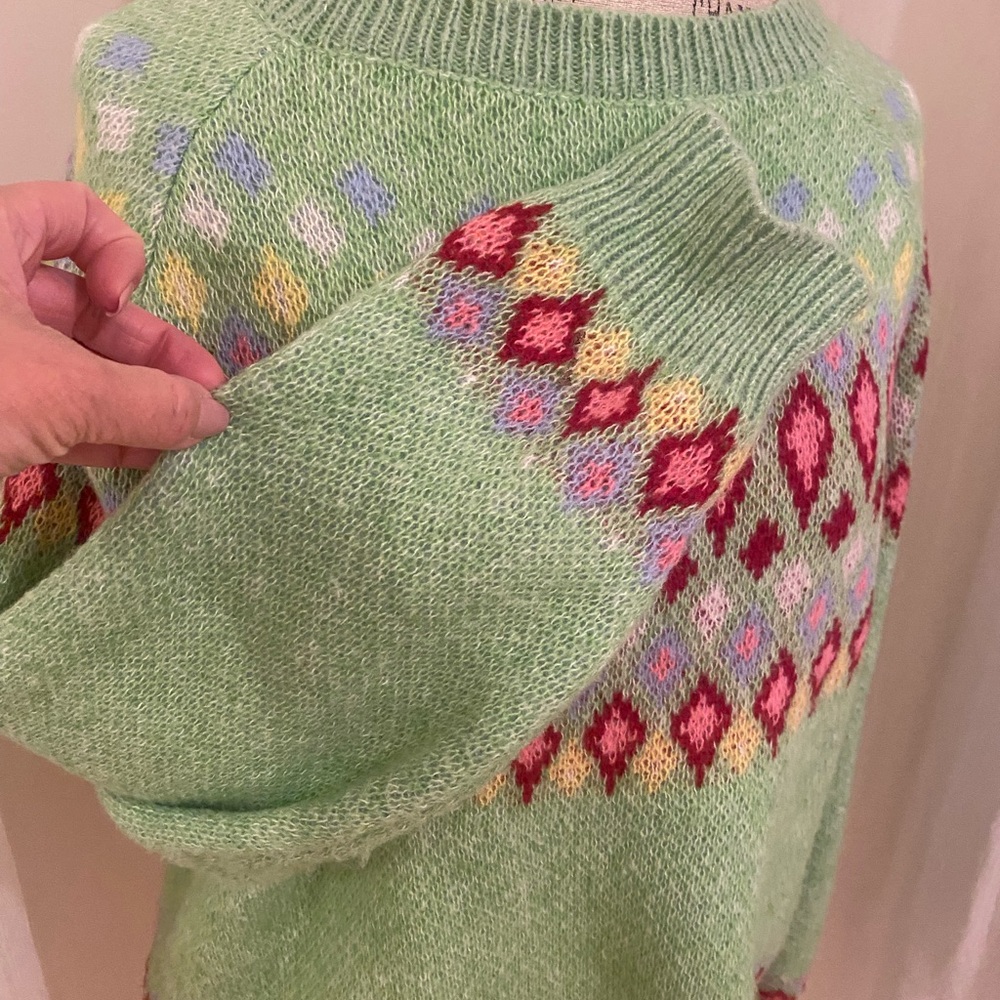 Patterned Green Sweater - image 3